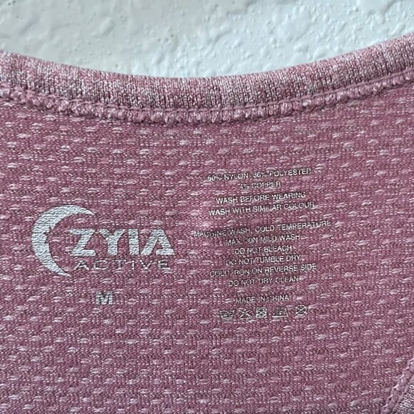 Zyia Red Scoop Neck Racerback Tank Women's Size Medium Lightweight Stretch - Picture 4 of 7